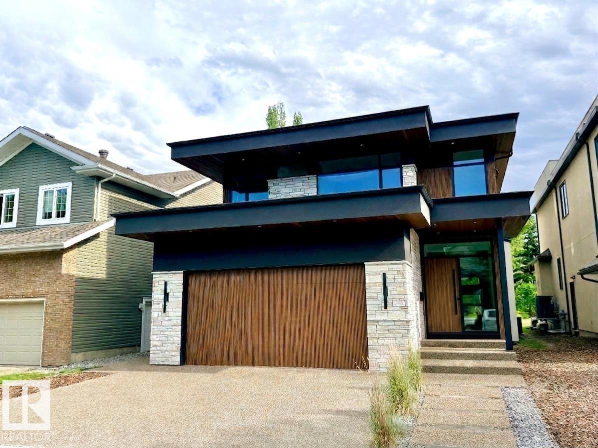 8807 99 AV NW - 1
