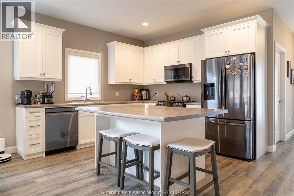 164 GRASSLAND GROVE - 10