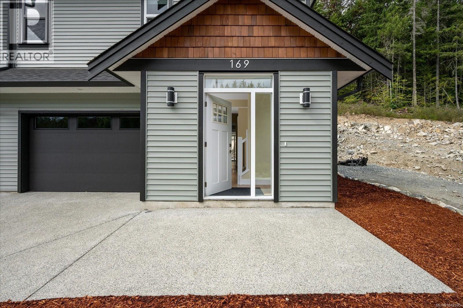 169 Hunter Way - 4