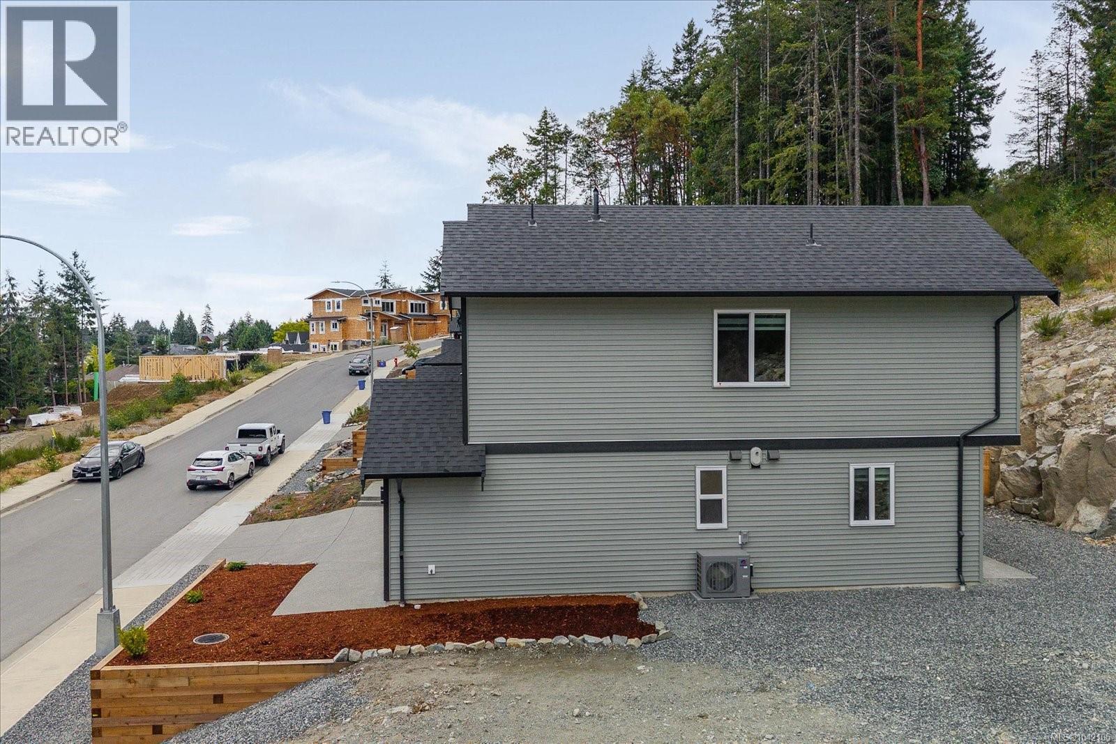 169 Hunter Way - 36