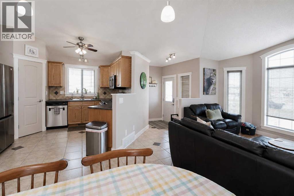 11293 76 Avenue - 5