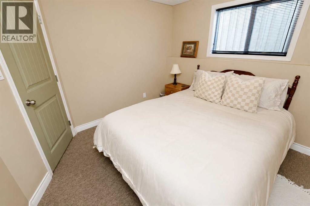11293 76 Avenue - 21