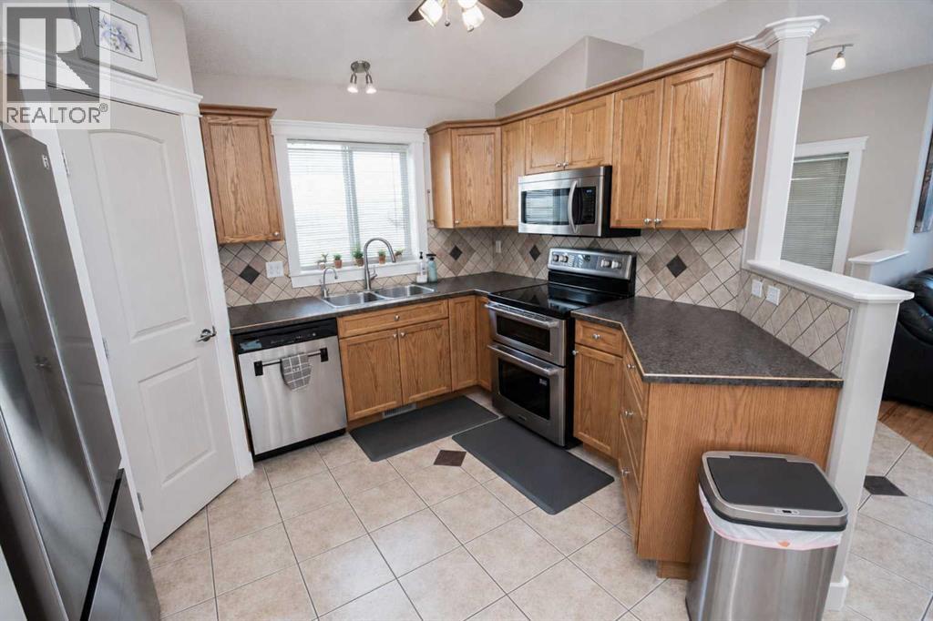 11293 76 Avenue - 6