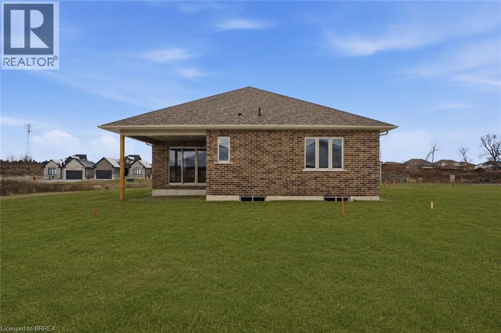 2-bedroom home for sale at 105 VANROOY Trail, Waterford ON · photo 18 of 19