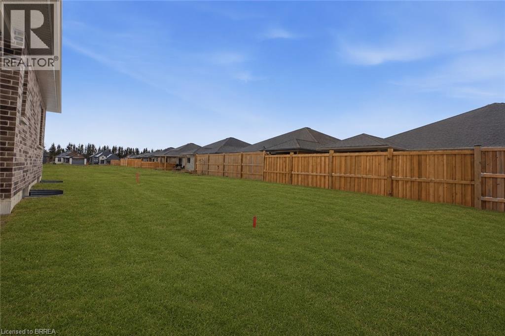2-bedroom home for sale at 105 VANROOY Trail, Waterford ON · photo 19 of 19