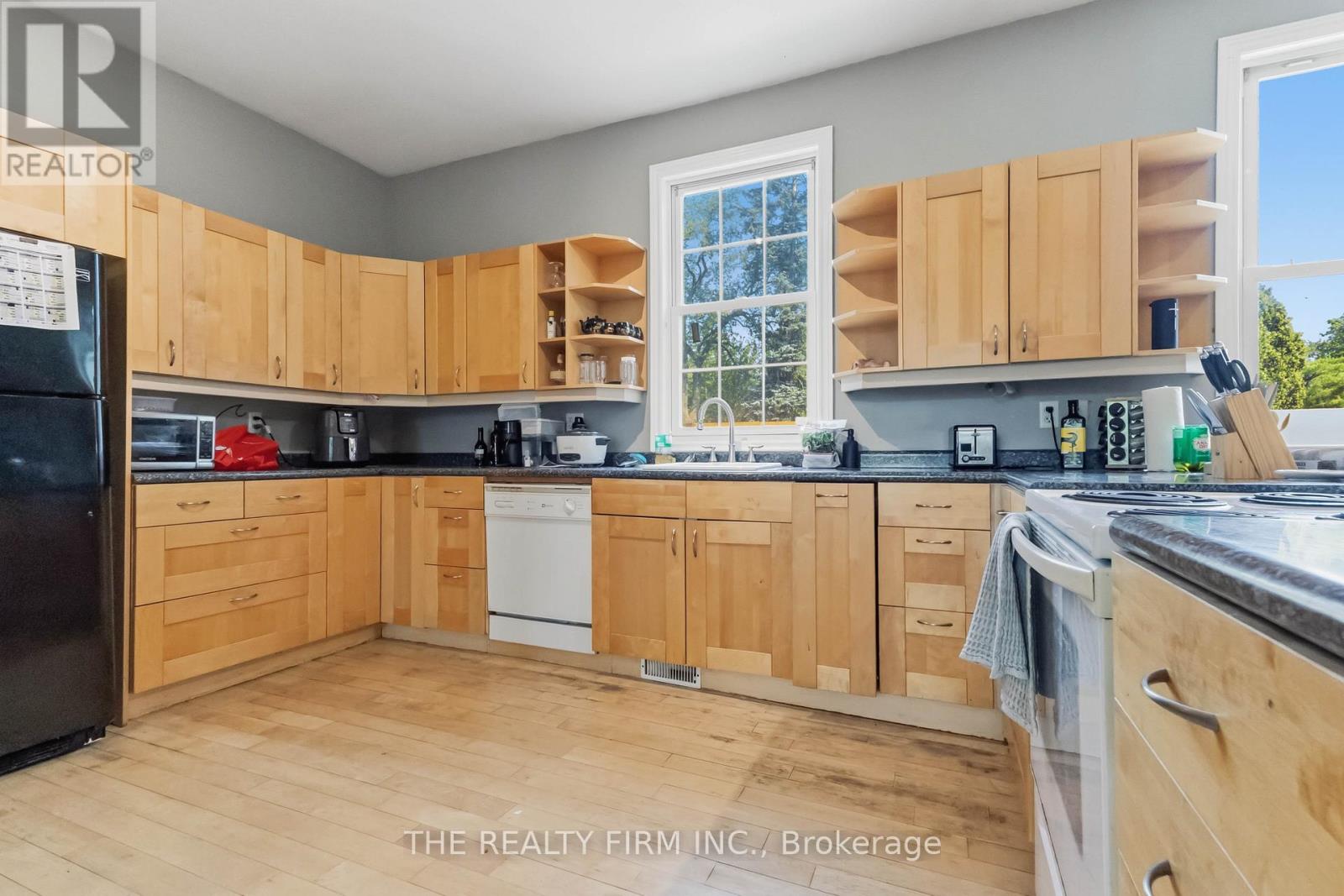 340 RIVERSIDE DRIVE - 11