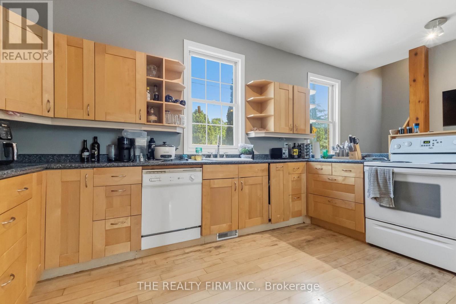 340 RIVERSIDE DRIVE - 14