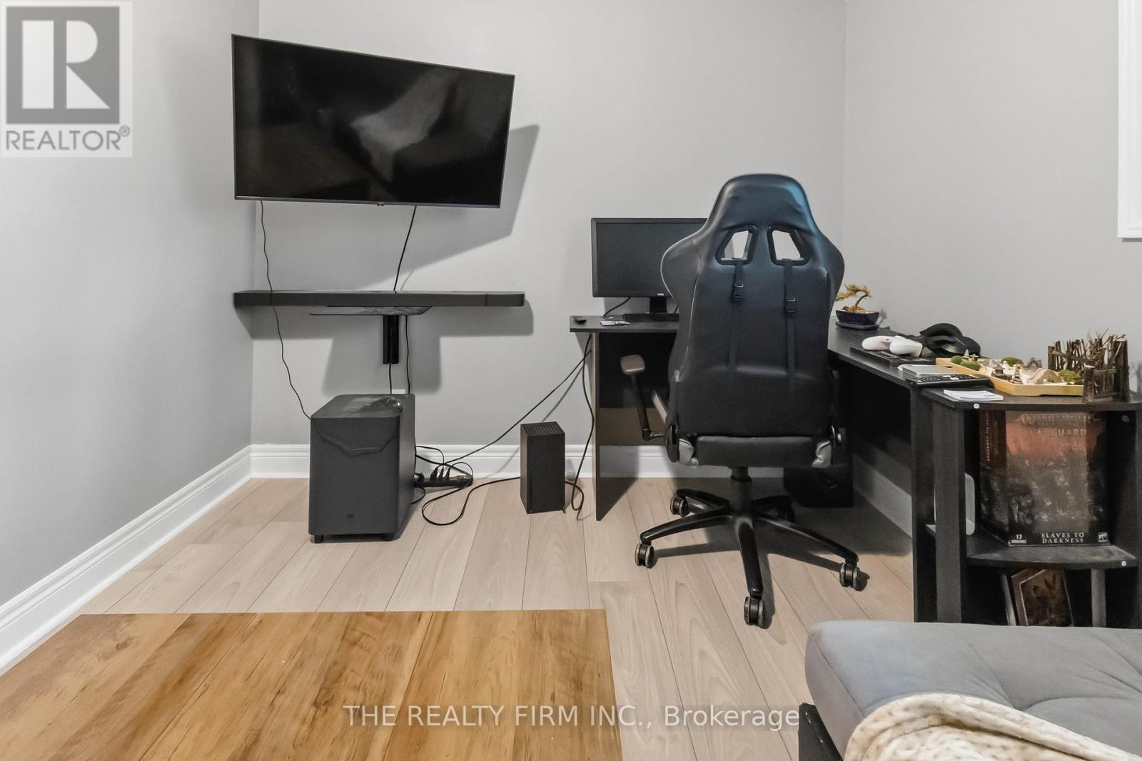340 RIVERSIDE DRIVE - 24