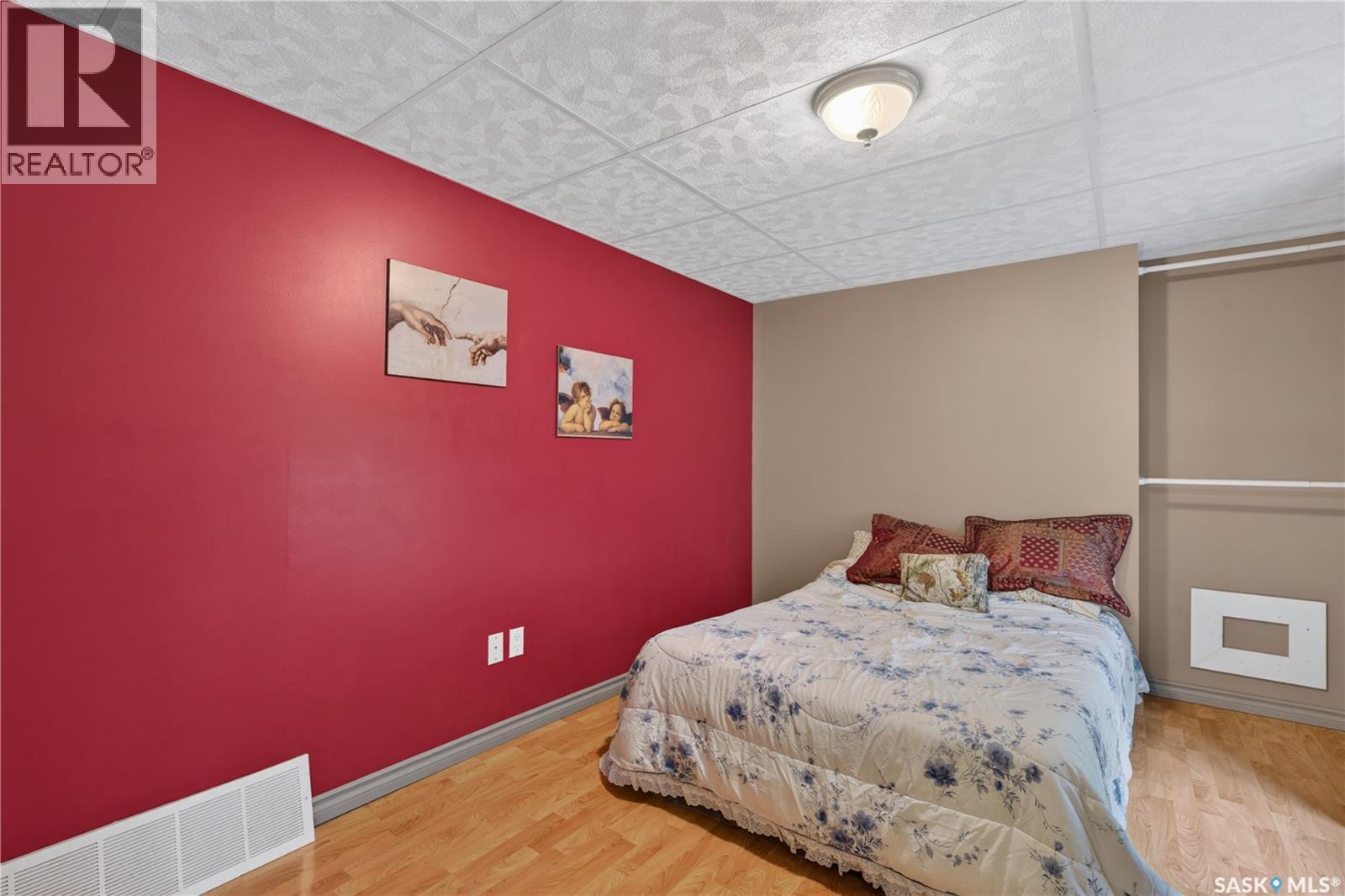229 Lendrum STREET - 6