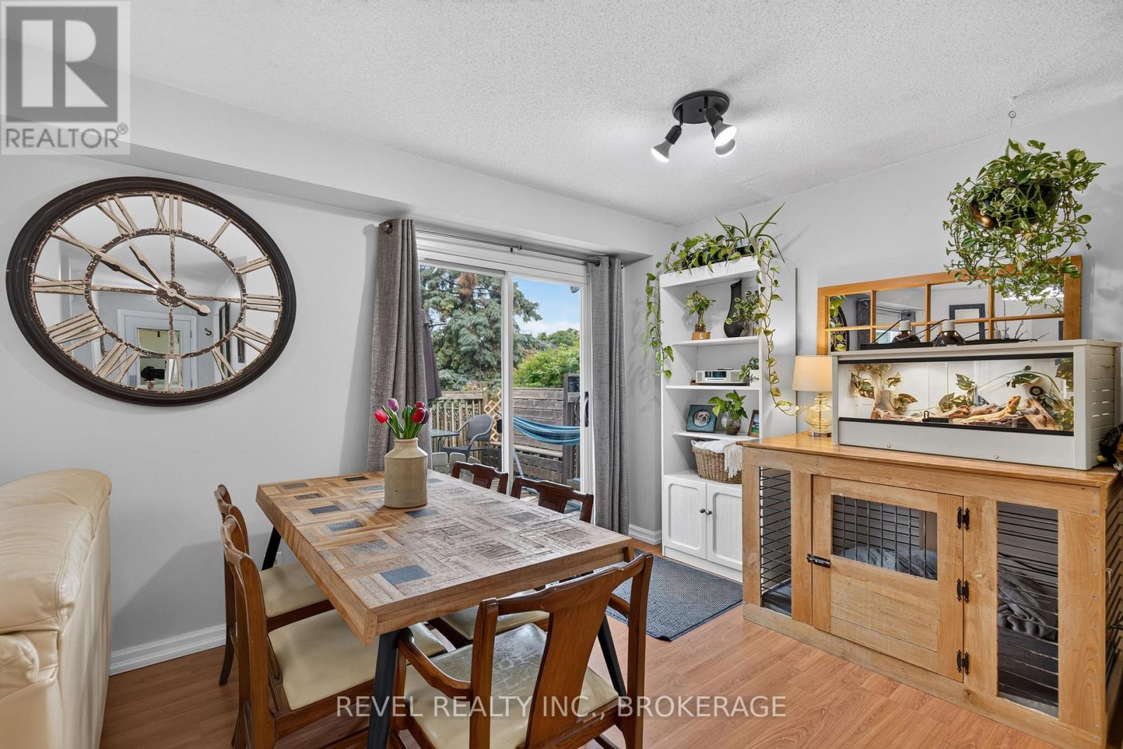 62 BARKER DRIVE - 14
