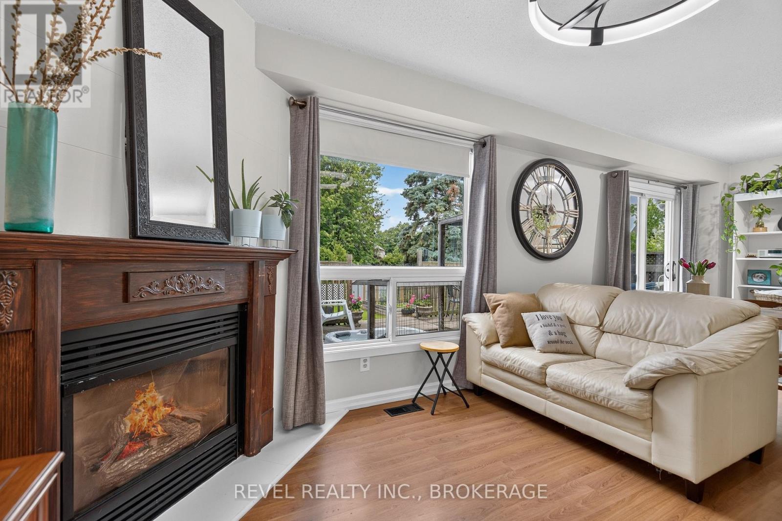 62 BARKER DRIVE - 19
