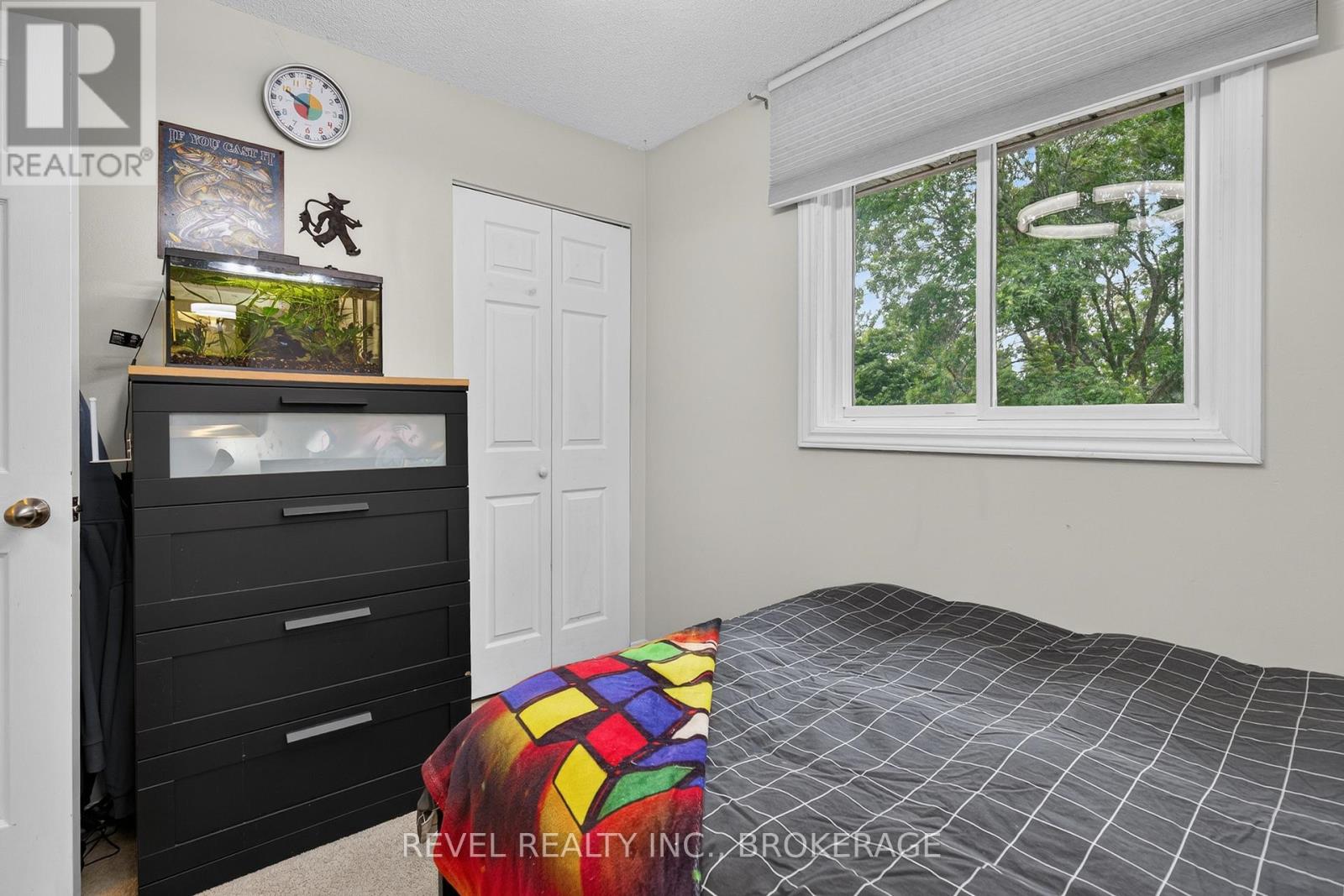 62 BARKER DRIVE - 23