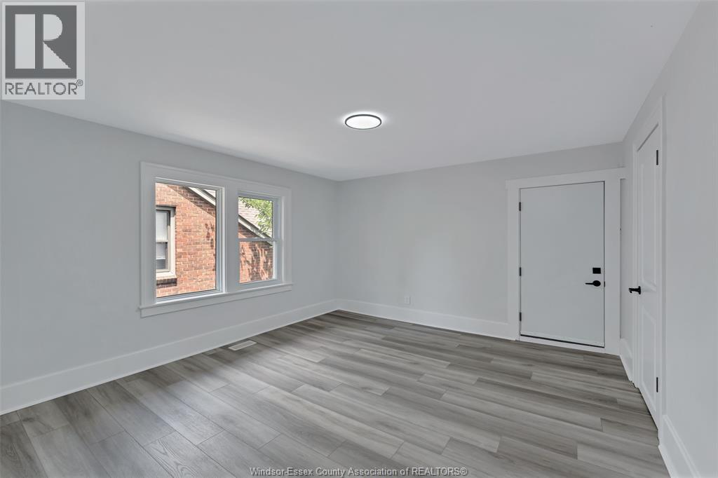 2390 PRINCESS AVENUE - 24