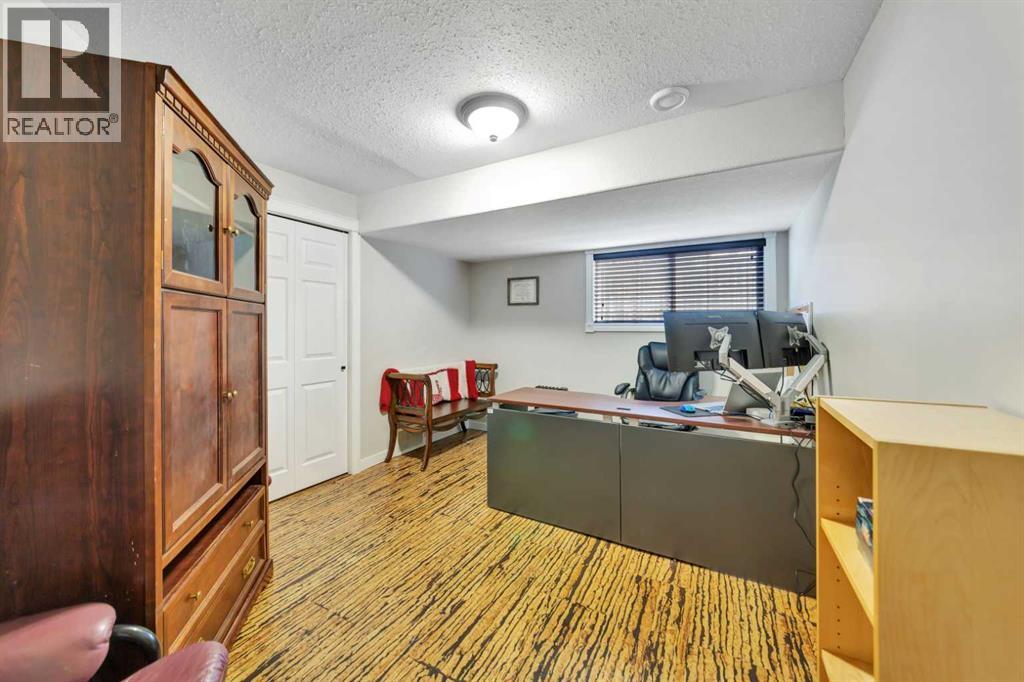 5304 51 Street - 32