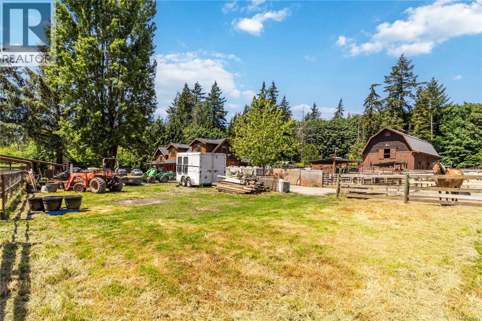 5480 Sooke Rd - 72