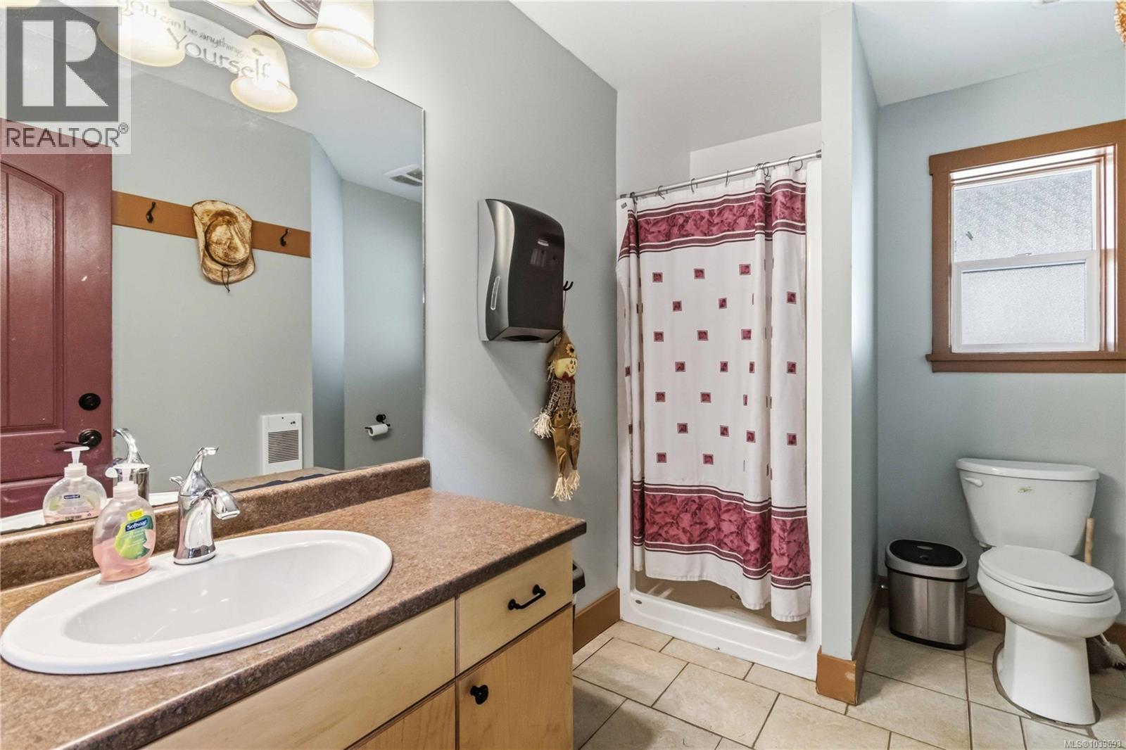 5480 Sooke Rd - 59