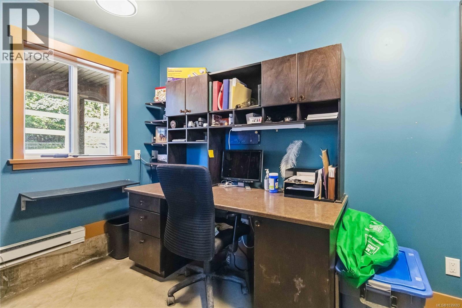 5480 Sooke Rd - 60