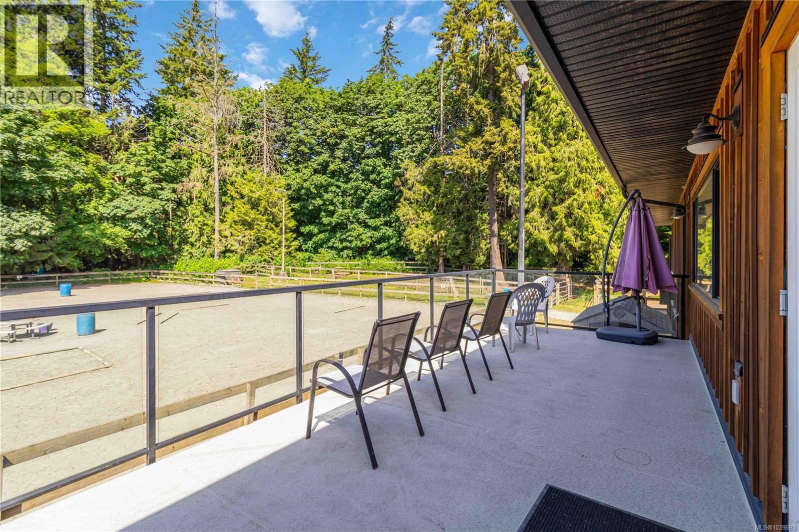 5480 Sooke Rd - 64