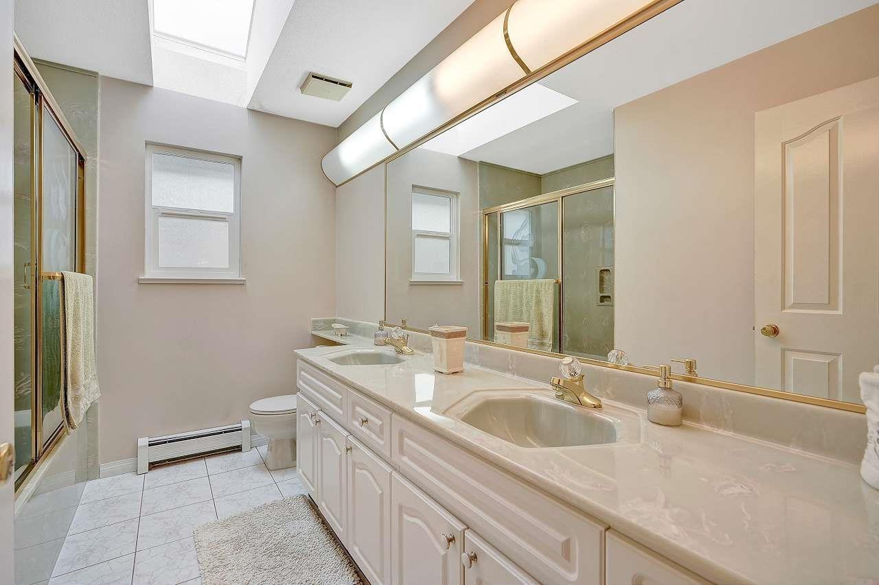 8 Bed, 5 Bath House for Sale in Surrey – 12413 64A AVENUE, Surrey – MLS# R3142839 - Image 23