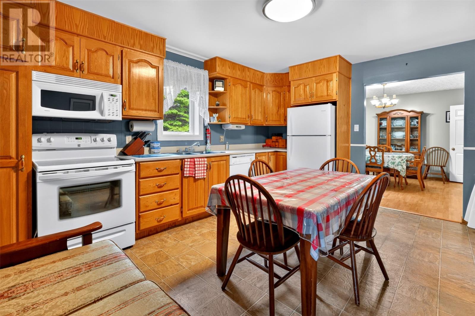603 Main Road - 8