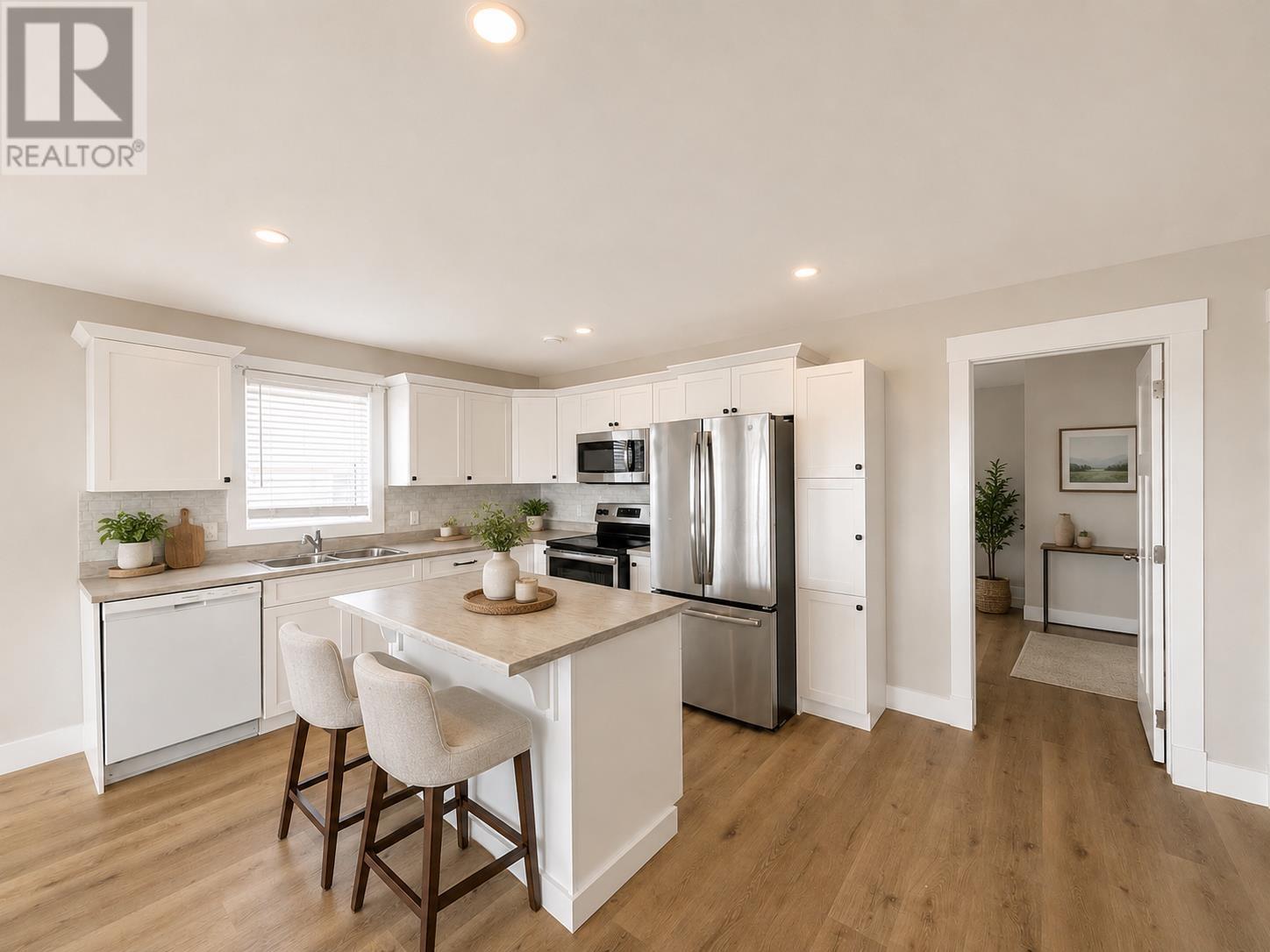15 ABEGWEIT Lane - Image 4