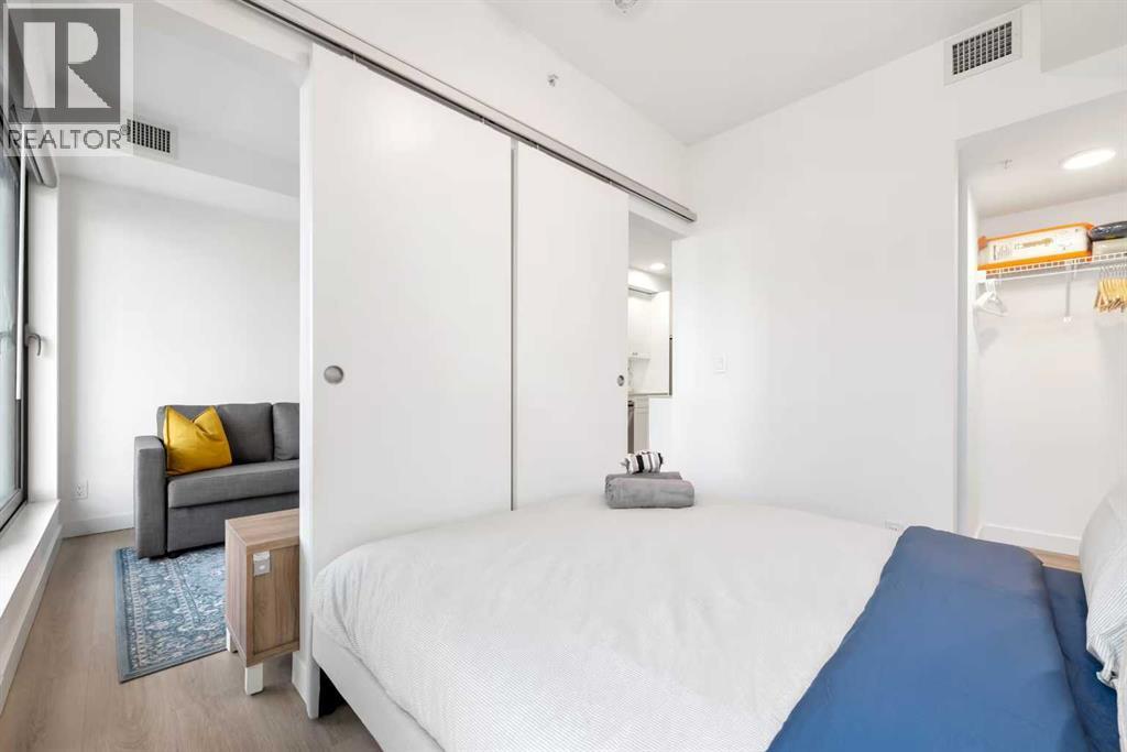 #405 123 4 Street NE - 19