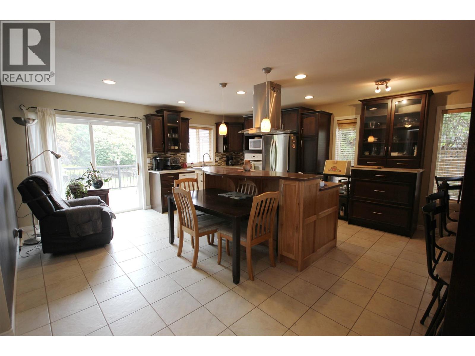 333 JUNIPER Avenue, Kaleden