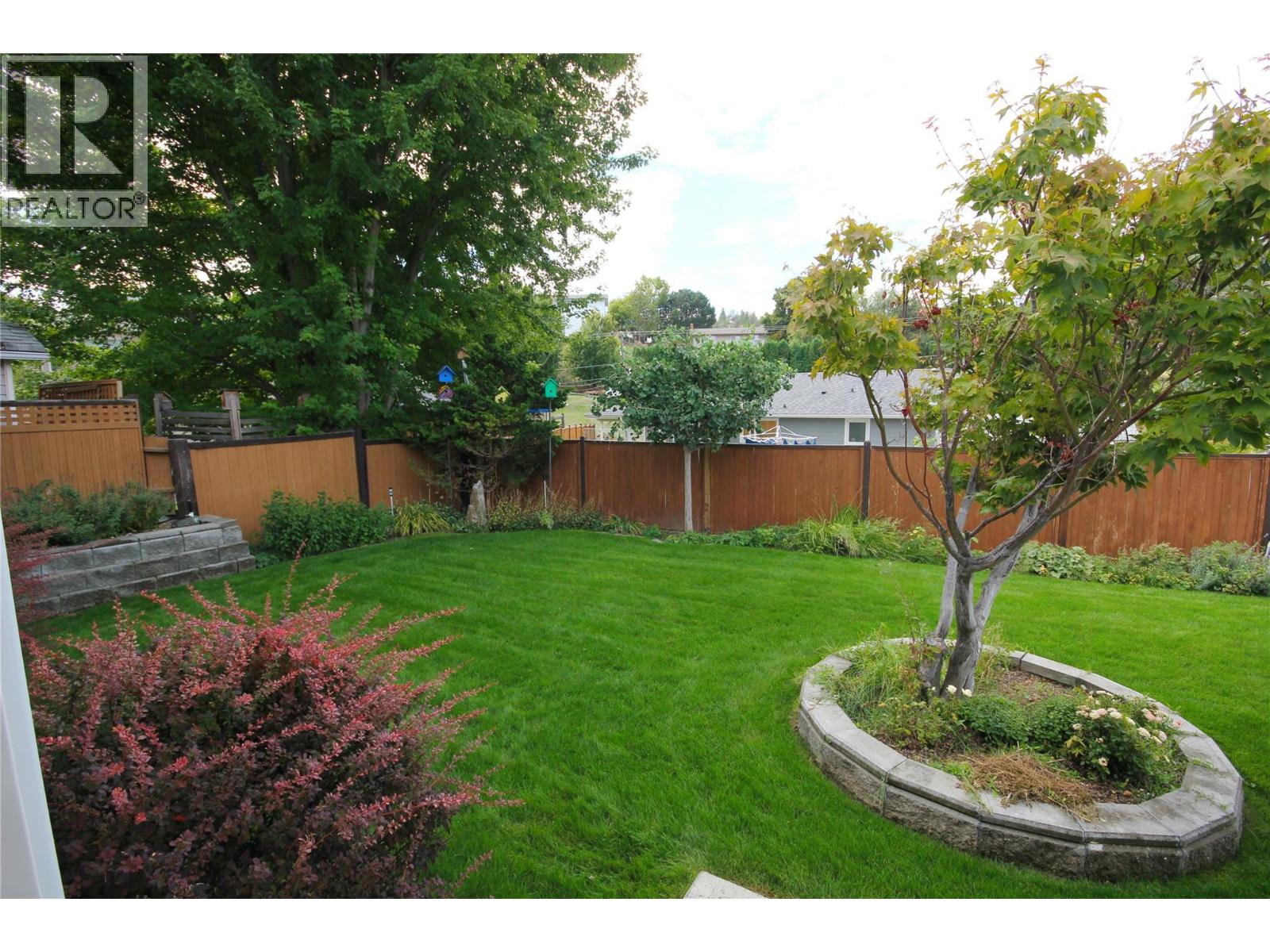 333 JUNIPER Avenue, Kaleden