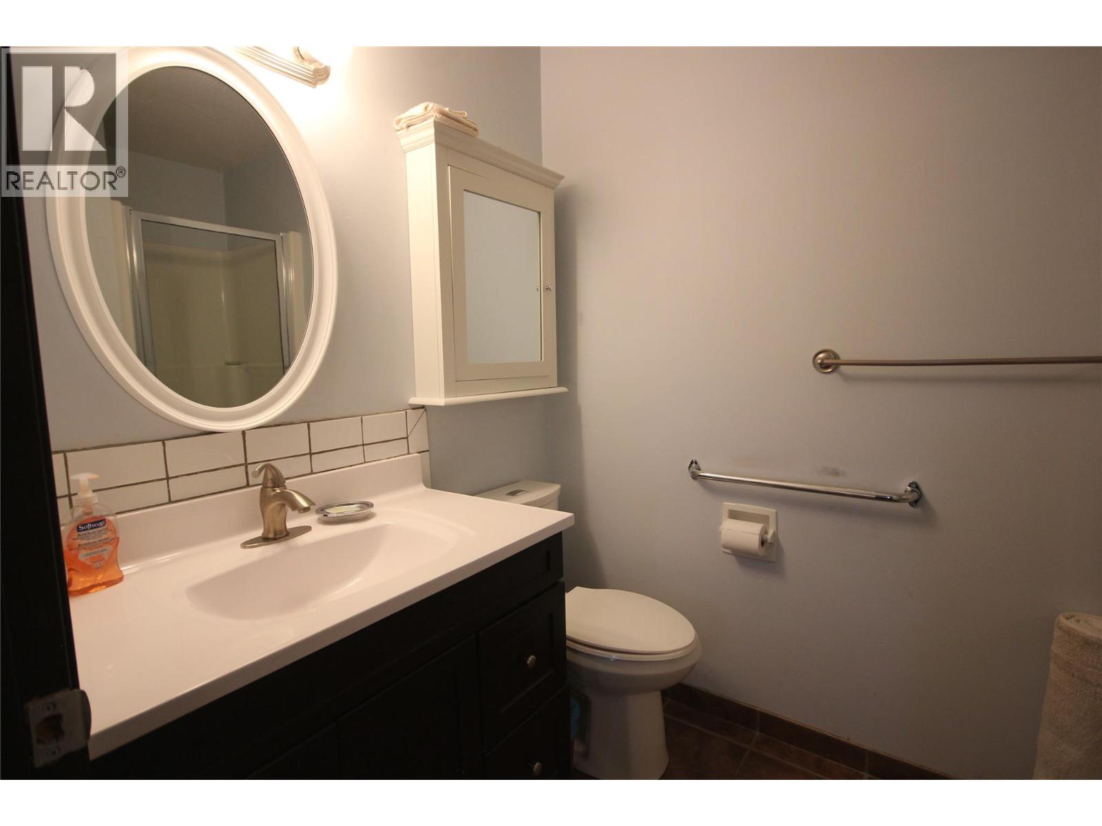 333 JUNIPER Avenue, Kaleden