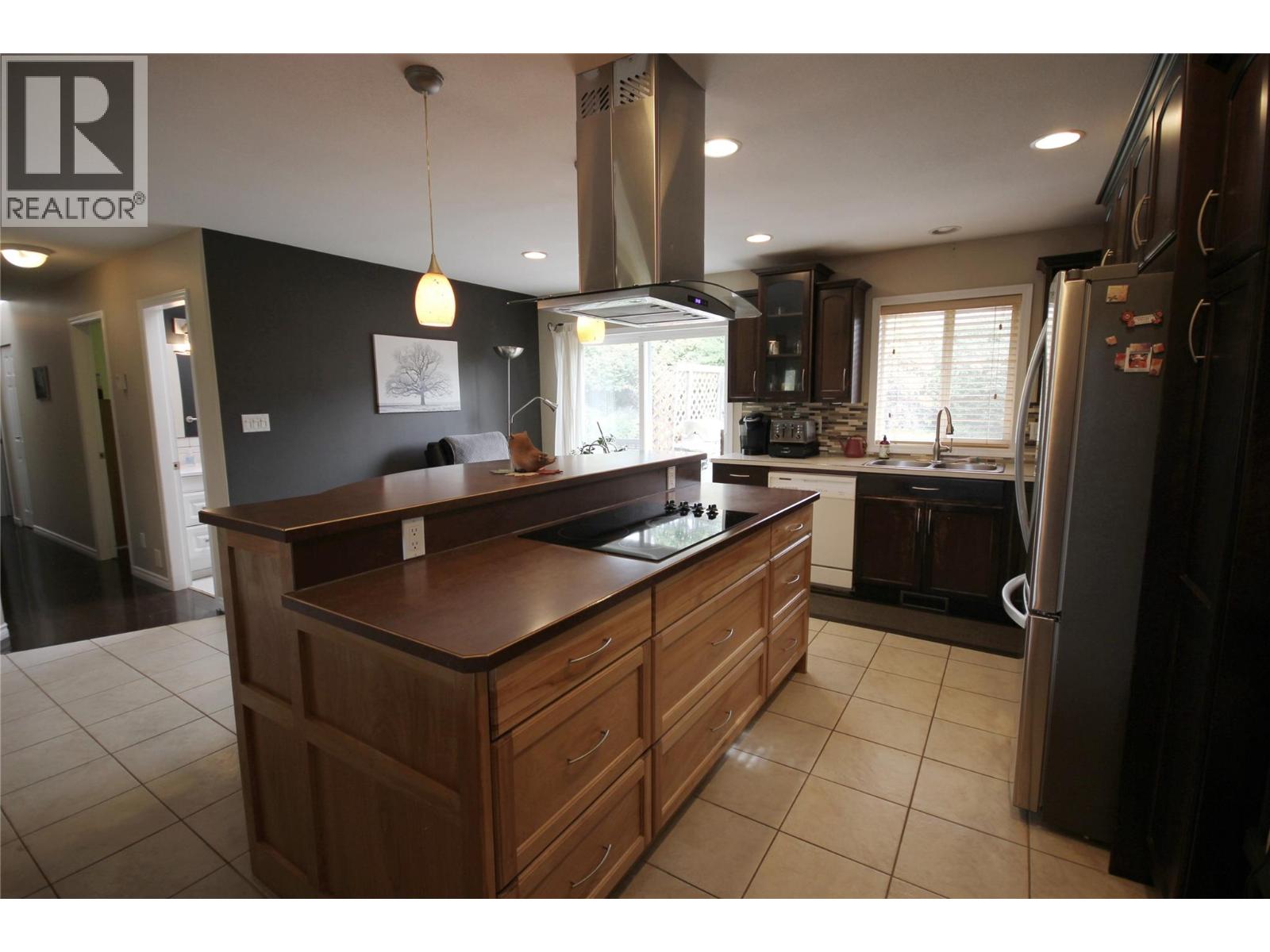 333 JUNIPER Avenue, Kaleden