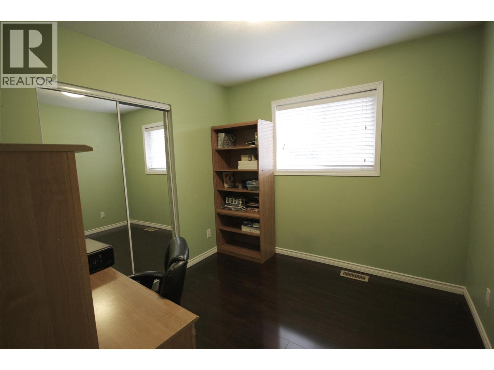 333 JUNIPER Avenue, Kaleden