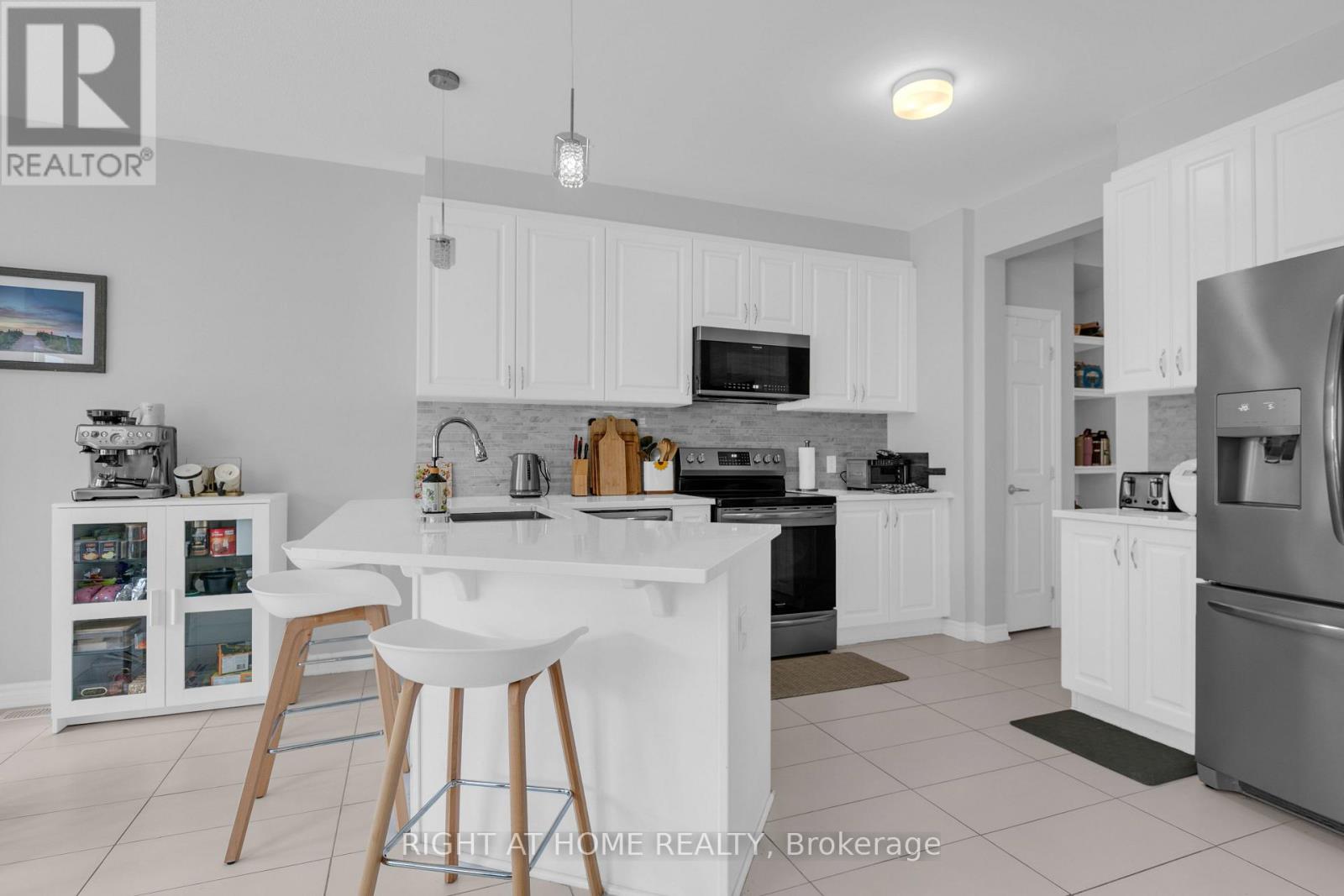 4 Bed, 3 Bath House for Rent in Ottawa – 104 UNITY PLACE, Ottawa – MLS# X13533050 - Image 8