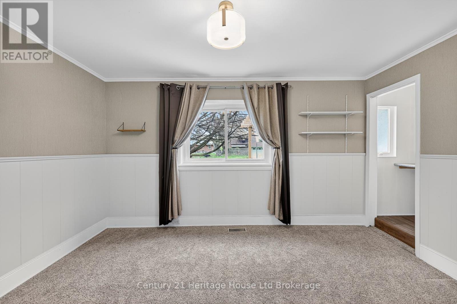 69 BEE STREET - 12