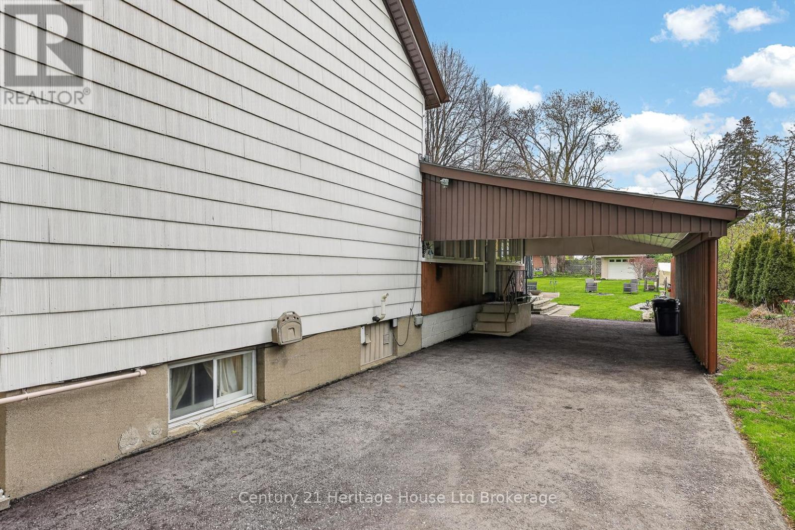 69 BEE STREET - 29