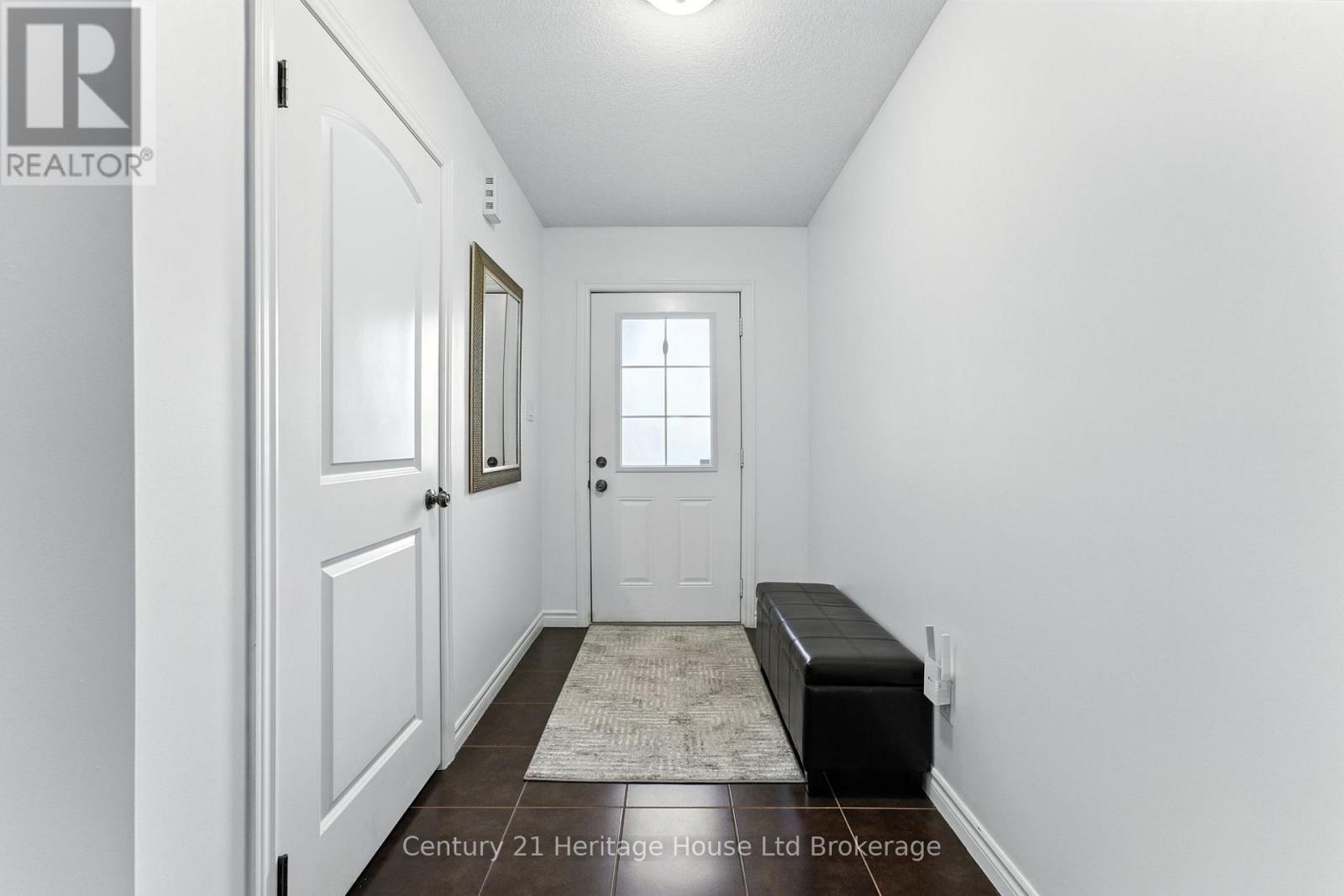107 APPLEWOOD STREET - 9