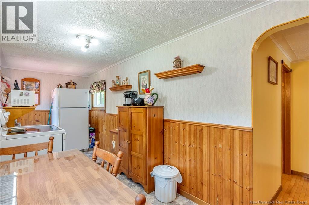 3066 Loch Lomond Road - Image 9