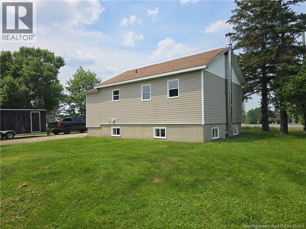 995 Route 430 - Image 4