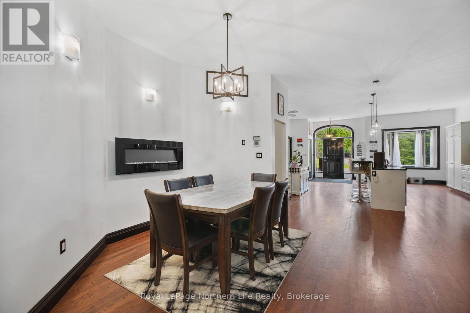 421 COLLINS DRIVE - 13