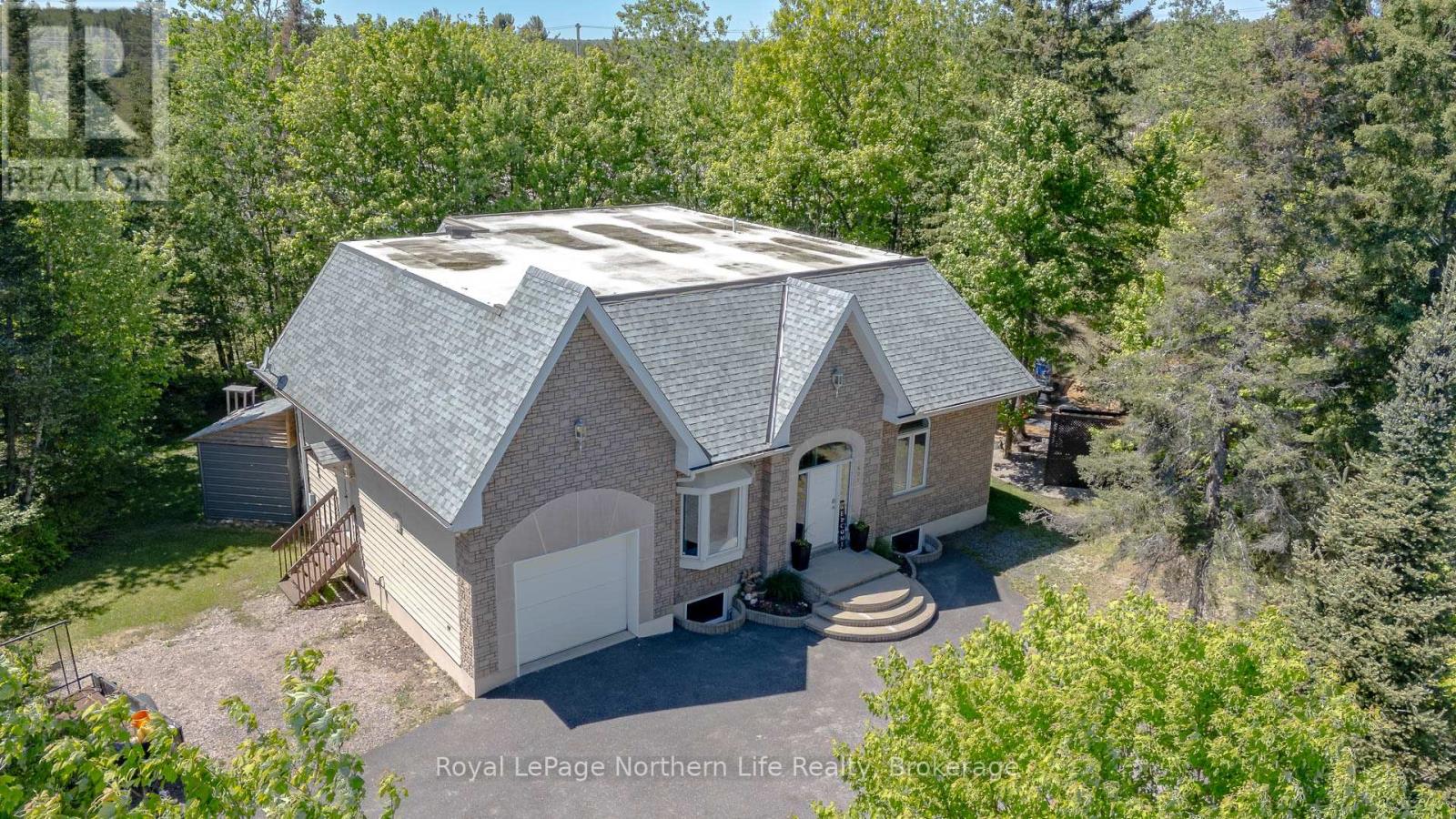 421 COLLINS DRIVE - 2