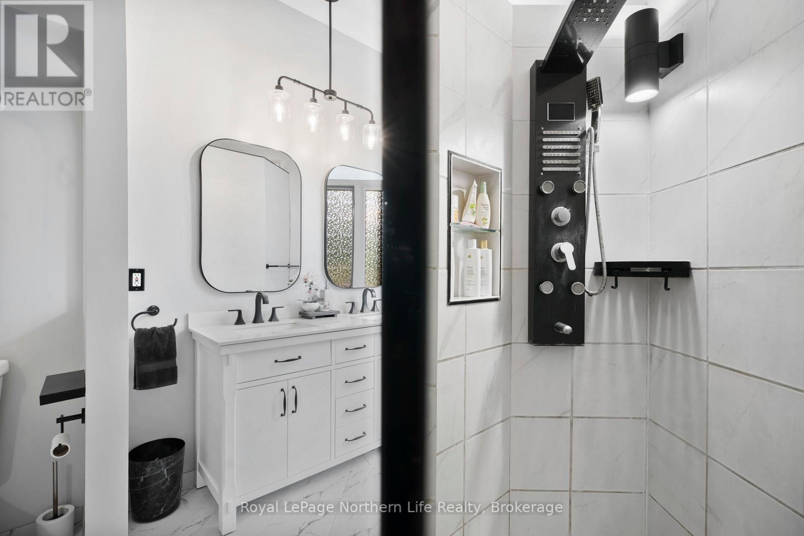 421 COLLINS DRIVE - 25