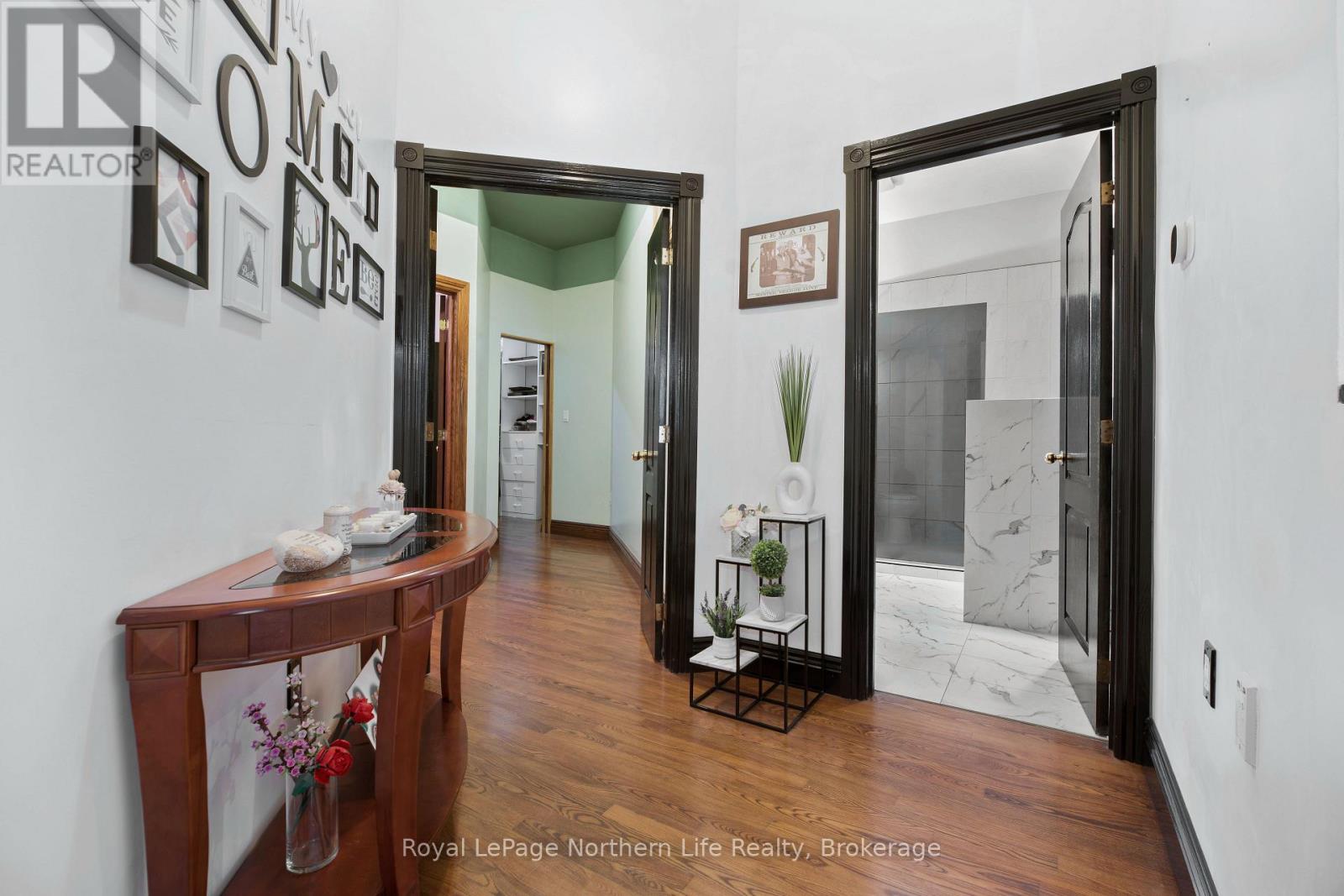 421 COLLINS DRIVE - 26