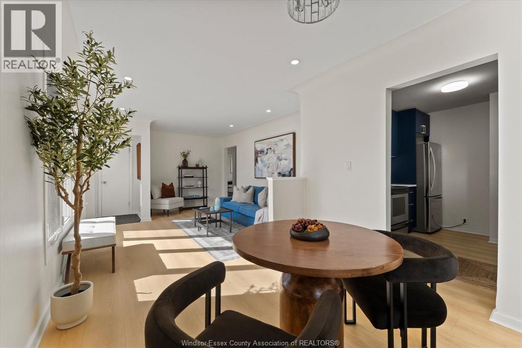 3209 DANDURAND AVENUE - 8