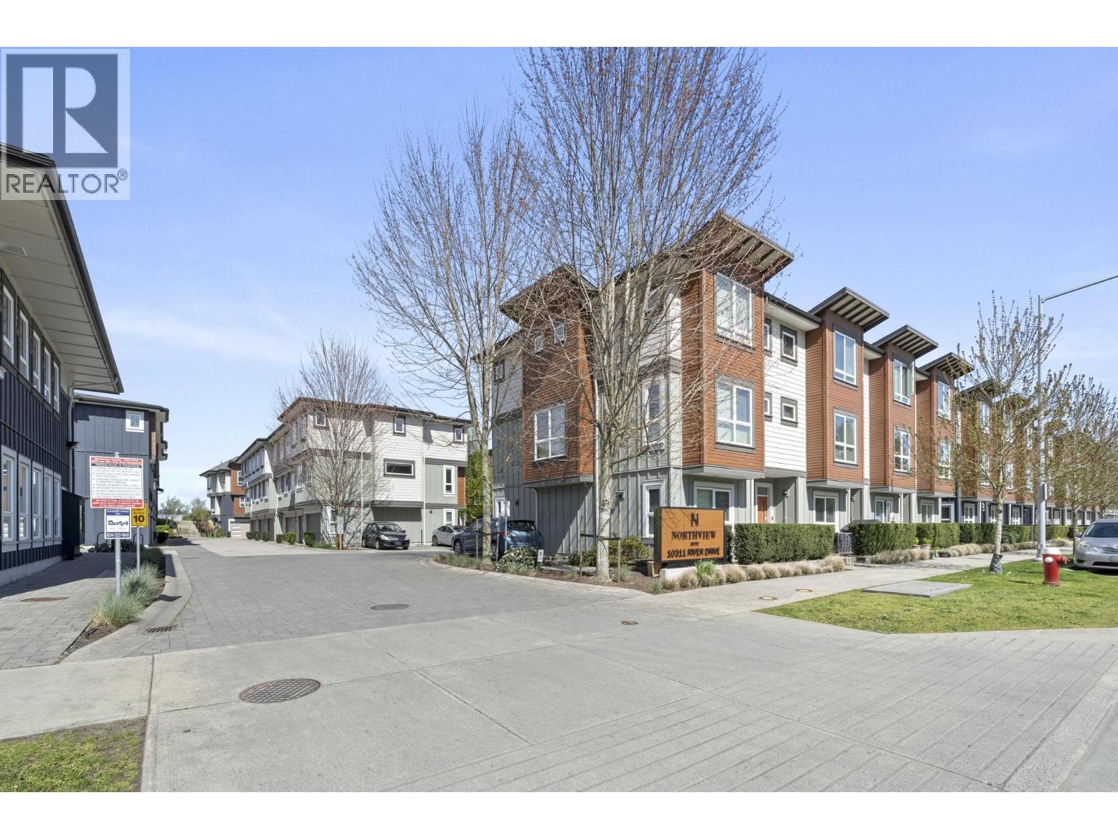 31 10311 RIVER DRIVE, Richmond