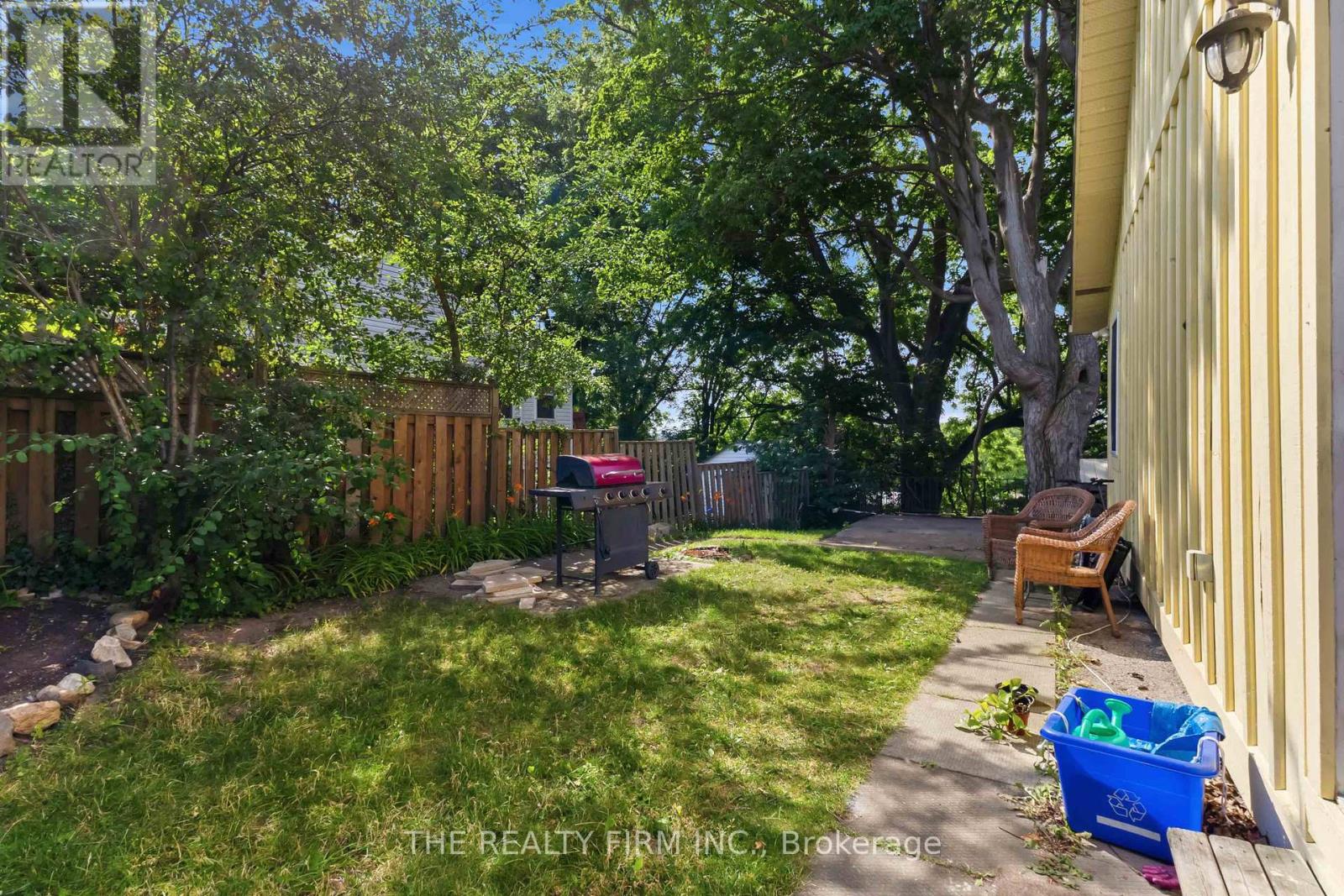 340 RIVERSIDE DRIVE - 47