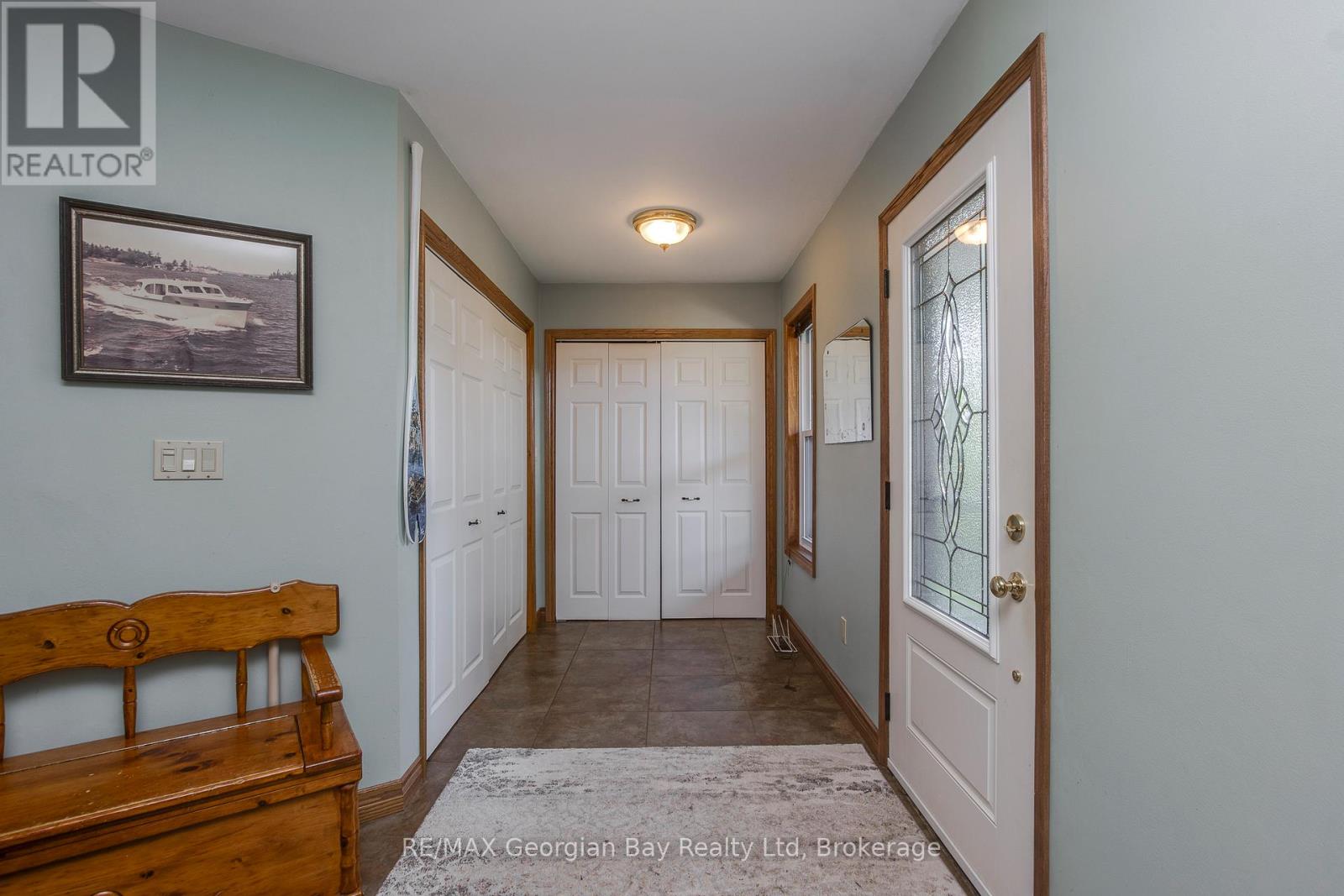 305 LINDSAY STREET E - 23