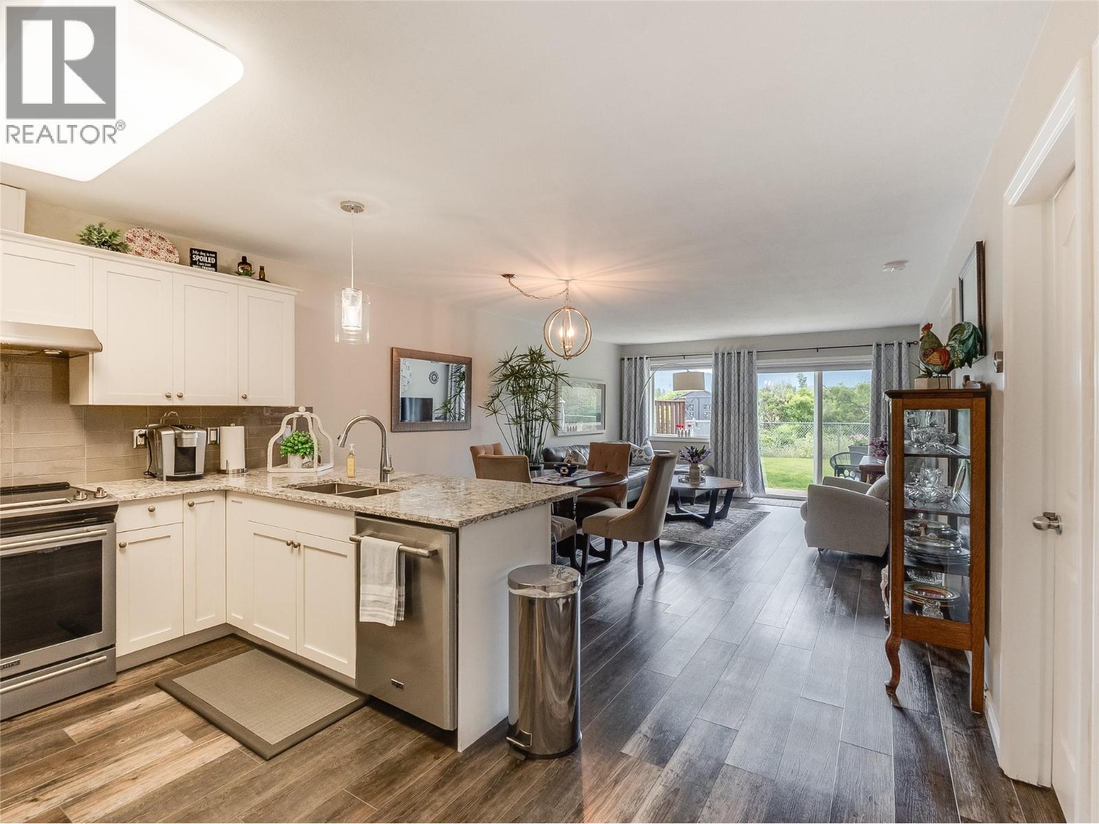 #15 1375 37th Street - 12