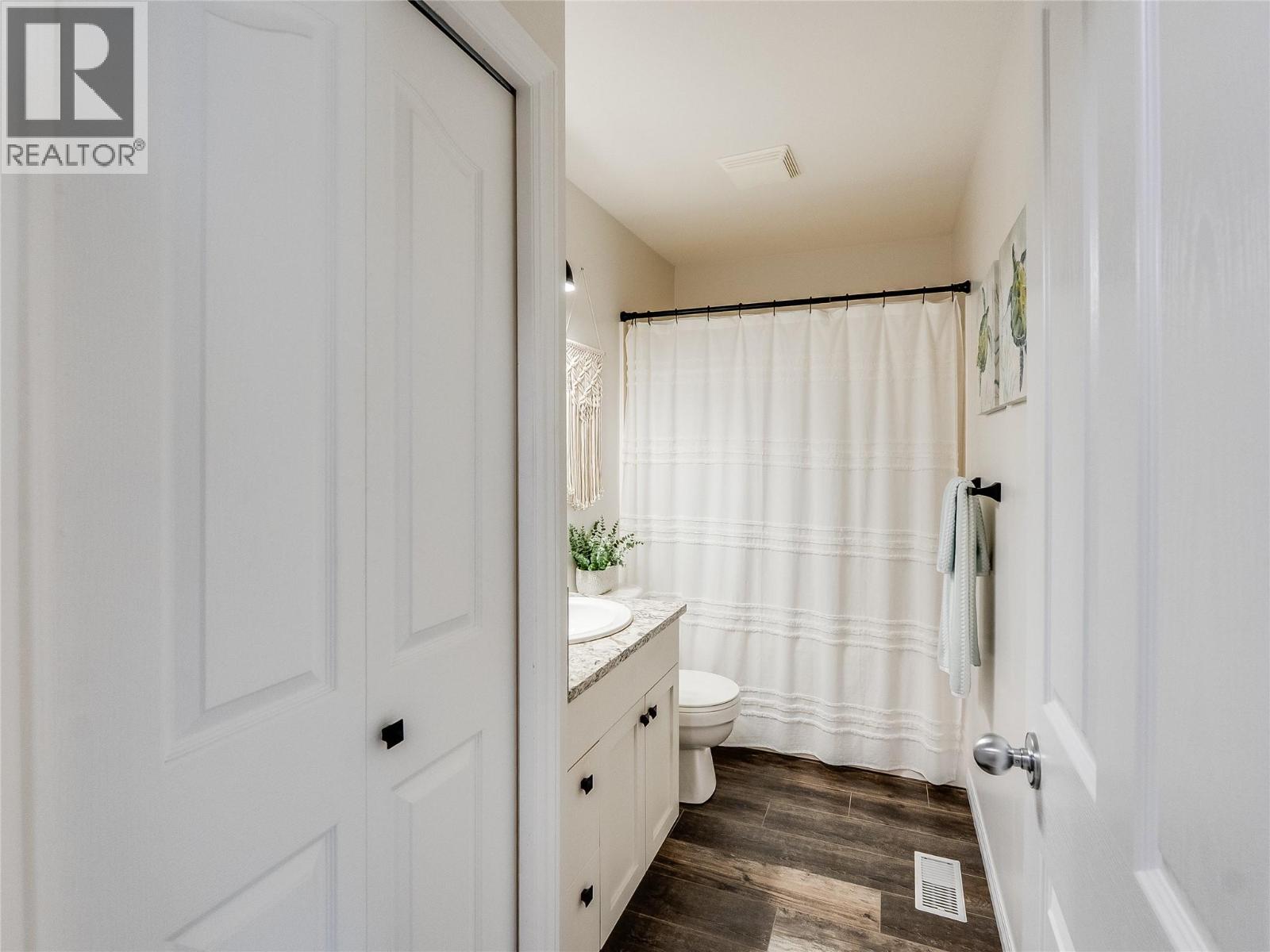 #15 1375 37th Street - 28