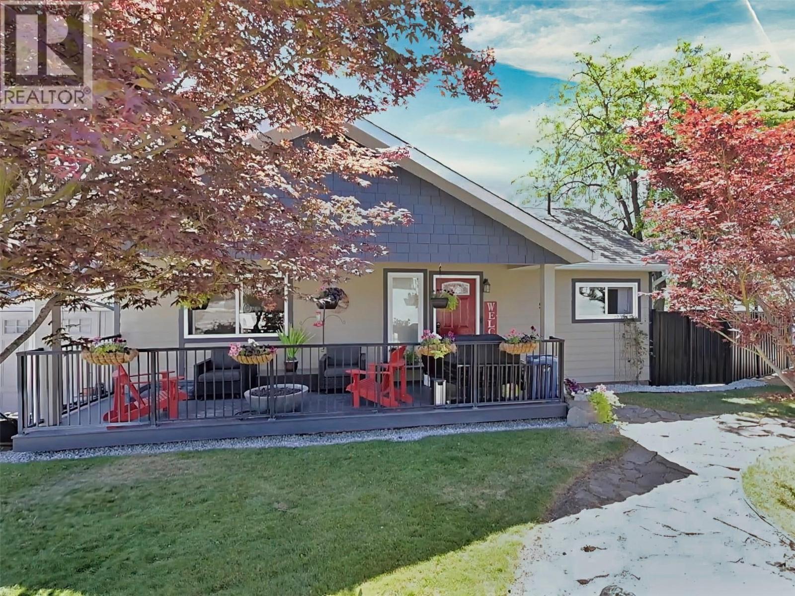 5867 TULAMEEN Street, Oliver