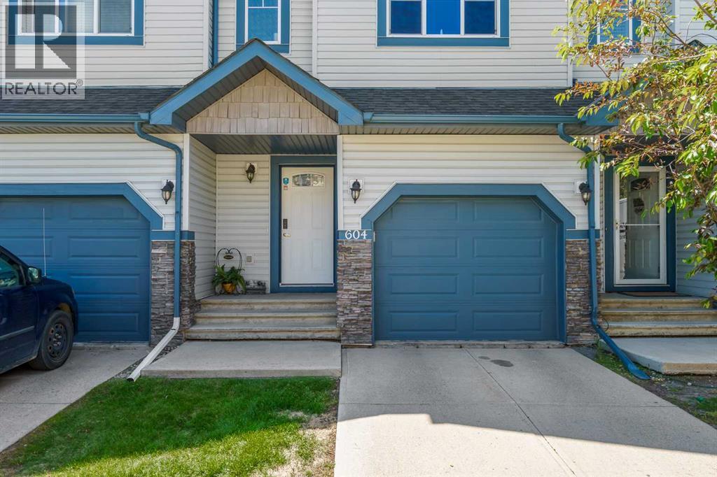 #604 620 Luxstone Landing SW - 4