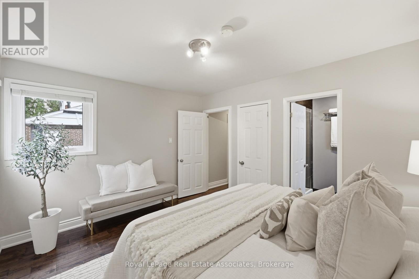 1924 BALSAM AVENUE - 18